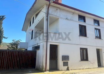 Edificio all\'aperto - Casa semi indipendente Contrada Villa Pasquini
 
39, Lanciano - foto 33