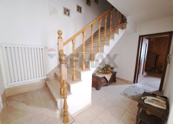 Scale - Casa semi indipendente Via Duca degli Abruzzi
 
32, Roccascalegna - foto 41