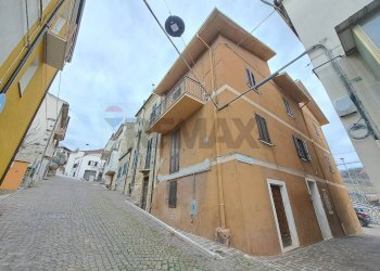Edificio all\'aperto - Casa semi indipendente Via Duca degli Abruzzi
 
32, Roccascalegna - foto 49