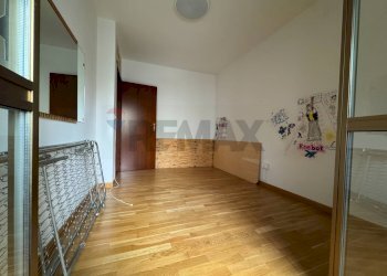 Stanza vuota - Appartamento Via Giulio Sigismondi
 
23, Lanciano - foto 14