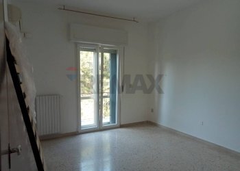 Stanza vuota - Appartamento Via Corradino Marciani
 
11, Lanciano - foto 16