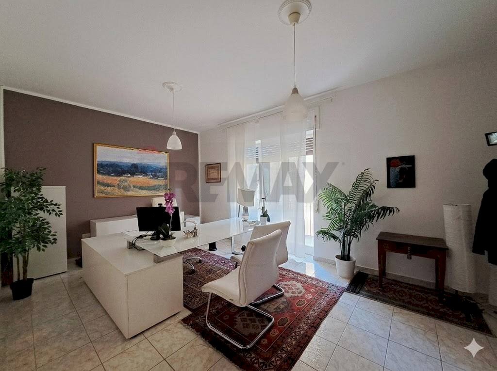 Ufficio - Appartamento Via Carlo Mozzagrugno
 
6, Lanciano - foto 3