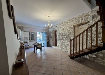 Sala da pranzo - Semi-detached house Via Garibaldi
 
19, Gessopalena - photo 6