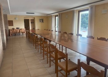 Sala da pranzo - Locale Commerciale Contrada Quarto da Capo
 
14, Casoli - foto 2
