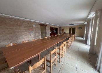 Sala da pranzo - Locale Commerciale Contrada Quarto da Capo
 
14, Casoli - foto 6