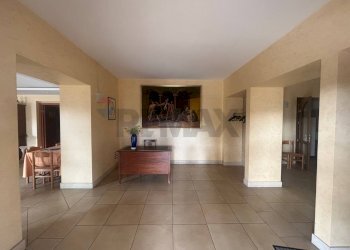 Stanza vuota - Locale Commerciale Contrada Quarto da Capo
 
14, Casoli - foto 7