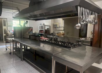 Cucina - Locale Commerciale Contrada Quarto da Capo
 
14, Casoli - foto 17