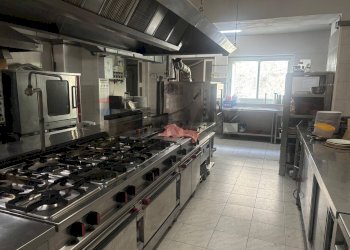 Cucina - Locale Commerciale Contrada Quarto da Capo
 
14, Casoli - foto 20