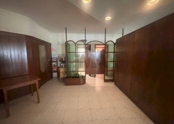 Ricezione / Lobby - Locale Commerciale Contrada Quarto da Capo
 
14, Casoli - foto 32