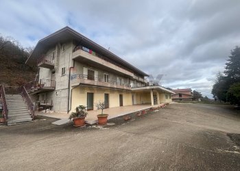 Edificio all\'aperto - Locale Commerciale Contrada Quarto da Capo
 
14, Casoli - foto 35