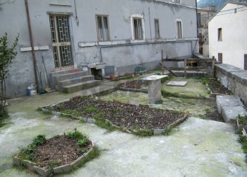 Giardino - Casa semi indipendente Piazza Umberto I
 
4, Lama dei Peligni - foto 1