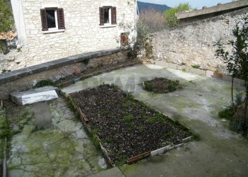 Casa all\'aperto - Casa semi indipendente Piazza Umberto I
 
4, Lama dei Peligni - foto 6