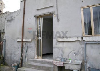 Casa all\'aperto - Casa semi indipendente Piazza Umberto I
 
4, Lama dei Peligni - foto 8