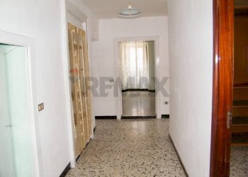 Hall / corridoio - Casa semi indipendente Piazza Umberto I
 
4, Lama dei Peligni - foto 15