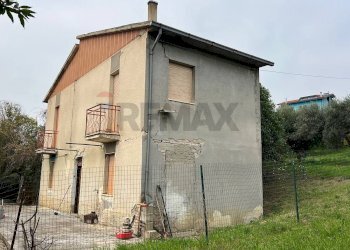 Casa all\'aperto - Rustic Via Cotti
 
192, Sant'Eusanio del Sangro - photo 1