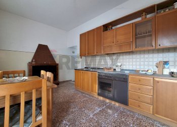 Cucina - Casa semi indipendente Via Nazionale
 
815, Altino - foto 5