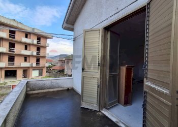 Balcone - Casa semi indipendente Via Nazionale
 
815, Altino - foto 20