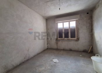 Stanza vuota - Casa semi indipendente Via Nazionale
 
815, Altino - foto 22