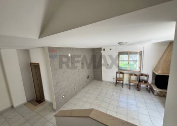 Sala da pranzo - Casa semi indipendente Contrada Madonna del Carmine
 
93, Lanciano - foto 4