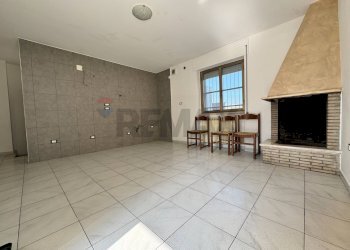 Stanza vuota - Casa semi indipendente Contrada Madonna del Carmine
 
93, Lanciano - foto 5