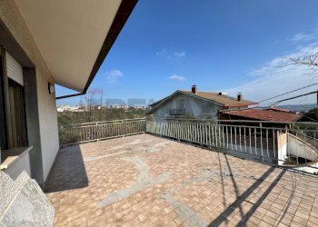 Terrazza - Casa semi indipendente Contrada Madonna del Carmine
 
93, Lanciano - foto 16