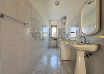 Bagno - Casa semi indipendente Contrada Madonna del Carmine
 
93, Lanciano - foto 18