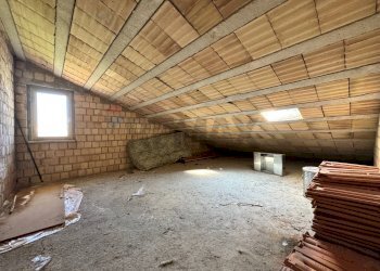 Stanza vuota - Casa semi indipendente Contrada Madonna del Carmine
 
93, Lanciano - foto 20