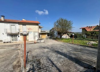 Casa all\'aperto - Casa semi indipendente Contrada Madonna del Carmine
 
93, Lanciano - foto 31