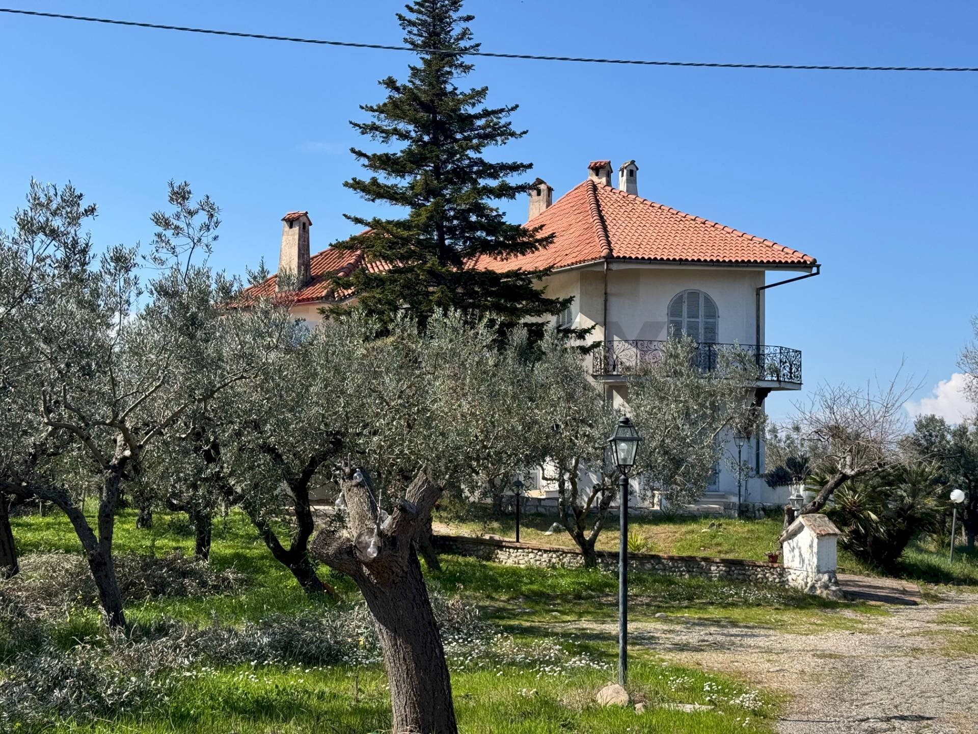 Casa all\'aperto - Villa Via Pian del Lago
 
47, Casalbordino - foto 1