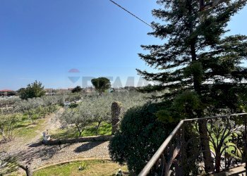 Balcone - Villa Via Pian del Lago
 
47, Casalbordino - foto 45