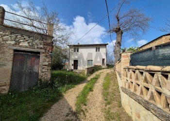 Casa all\'aperto - Casa indipendente Via Nevi
 
257, Giuliano Teatino - foto 1