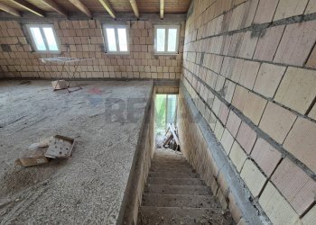 Scale - Casa indipendente Via Nevi
 
257, Giuliano Teatino - foto 27