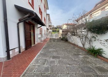 Terrazza - Quadrilocale Via Lungomare
 
87, Fossacesia - foto 3