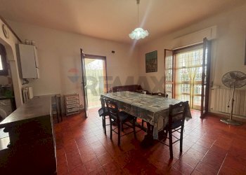 Sala da pranzo - Quadrilocale Via Lungomare
 
87, Fossacesia - foto 14