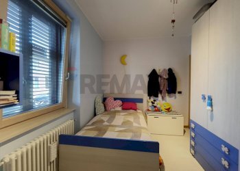 Camera / camera da letto - Quadrilocale Via Roma
 
38, Arielli - foto 27