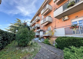 Edificio all\'aperto - Apartment Via San Rocco
 
68, Castel Frentano - photo 2