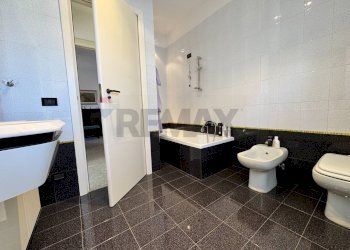 Bagno - Apartment Via San Rocco
 
68, Castel Frentano - photo 36