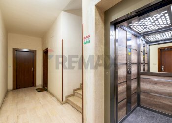 Ricezione / Lobby - Trilocale Via Cutigliano
 
78, Roma - foto 23