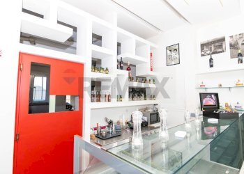 Sala da pranzo - Attività Commerciale via Milano
36 B/C, Catania - foto 7