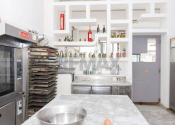 Cucina - Attività Commerciale via Milano
36 B/C, Catania - foto 13