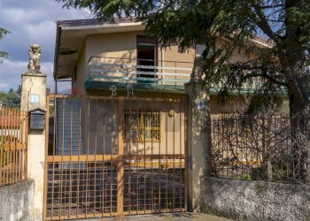 Casa all\'aperto - Villa Via A. Fleming
 
8, Pedara - foto 1