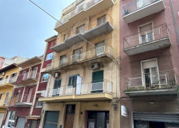 Edificio all\'aperto - Quadrilocale Via Santa Maria Goretti
 
26, Caltagirone - foto 1