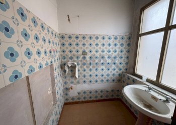 Bagno - Quadrilocale Via Santa Maria Goretti
 
26, Caltagirone - foto 8