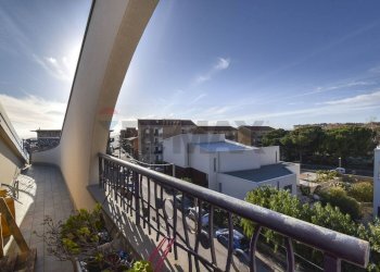 Balcone - Attico Via Savona
 
50, Biancavilla - foto 8