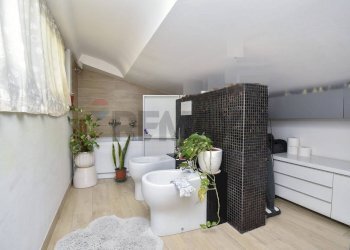 Bagno - Attico Via Savona
 
50, Biancavilla - foto 16