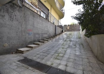 Edificio all\'aperto - Attico Via Savona
 
50, Biancavilla - foto 25