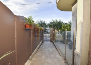 Balcone - Attico Via Savona
 
50, Biancavilla - foto 27