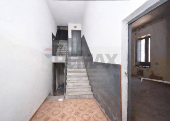 Scale - Casa indipendente Via Raciti
 
8, Catania - foto 3