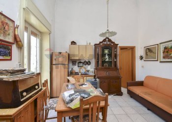 Sala da pranzo - Casa indipendente Via Raciti
 
8, Catania - foto 13