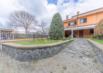 Casa all\'aperto - Villa Via Formello
 
17 g, Monte Porzio Catone - foto 3